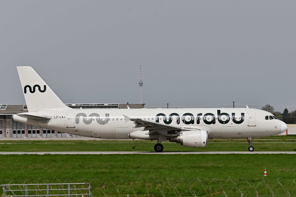 LZ-LAJ Marabu Airlines Airbus A320-214.JPG